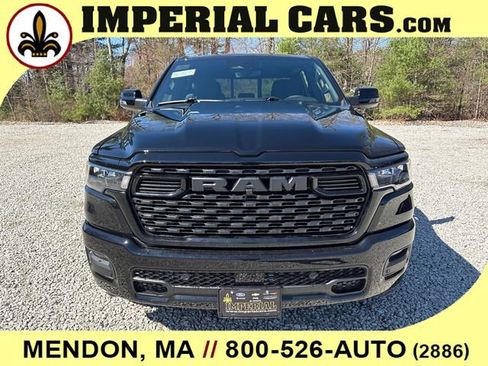 New 2026 RAM 1500 4x4 Crew Cab image 3