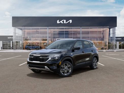 New 2026 Kia Seltos LX FWD image 1