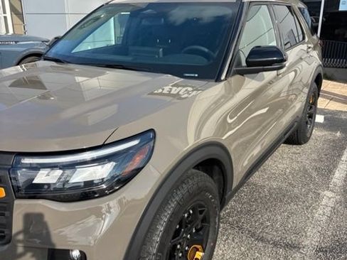 Used 2026 Ford Explorer Tremor w/ Tremor Ultimate Package AWD/4WD image 4