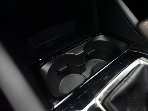 Used 2025 MAZDA MAZDA3 2.5 Turbo Sedan w/Premium Plus image 16