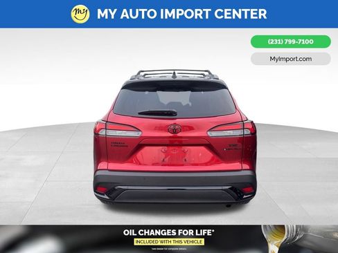 Used 2025 Toyota Corolla Cross AWD Hybrid w/ Convenience Package image 6
