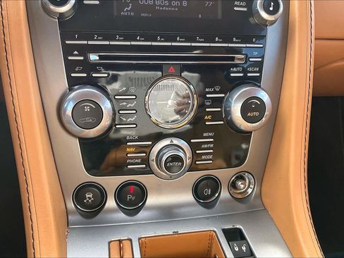 Used 2012 Aston Martin V8 Vantage Coupe image 31