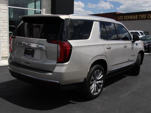 Used 2022 GMC Yukon Denali AWD/4WD image 7