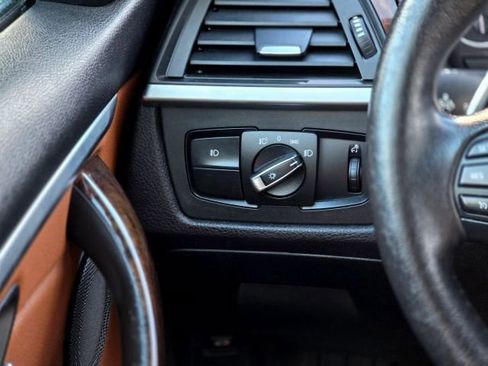 Used 2016 BMW 428i xDrive Convertible image 17