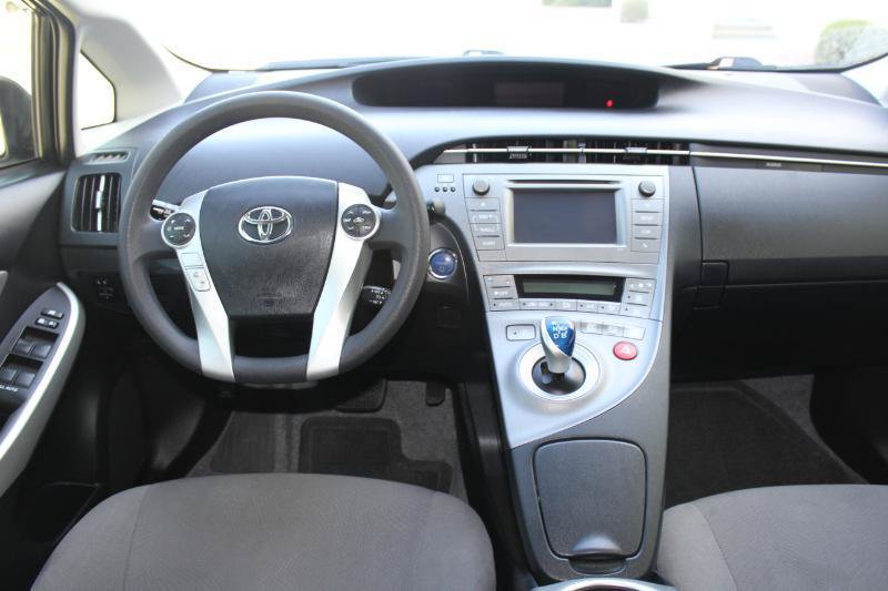 Used 2015 Toyota Prius Two FWD image 19