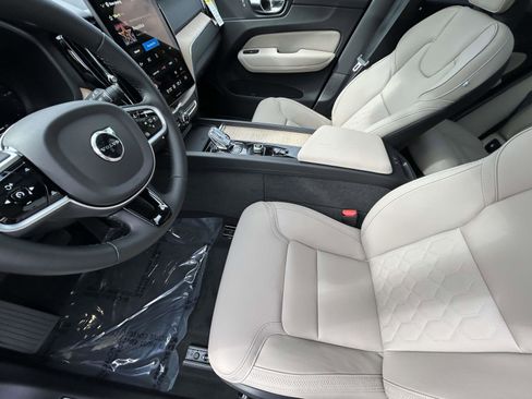 New 2026 Volvo XC60 T8 Plus w/ Protection Package Premier AWD/4WD image 10