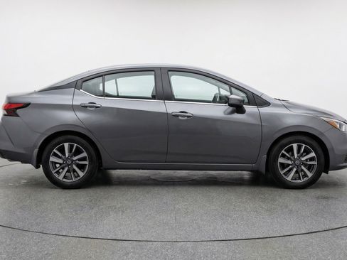 Used 2025 Nissan Versa SV FWD image 11