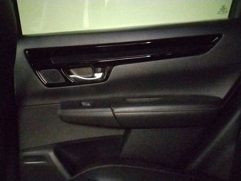 Used 2024 Honda CR-V Sport Touring image 39