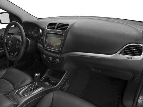 Certified 2017 Dodge Journey Crossroad w/ Popular Equipment Group FWD image 16