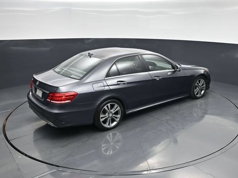 Used 2014 Mercedes-Benz E 350 Sedan image 39