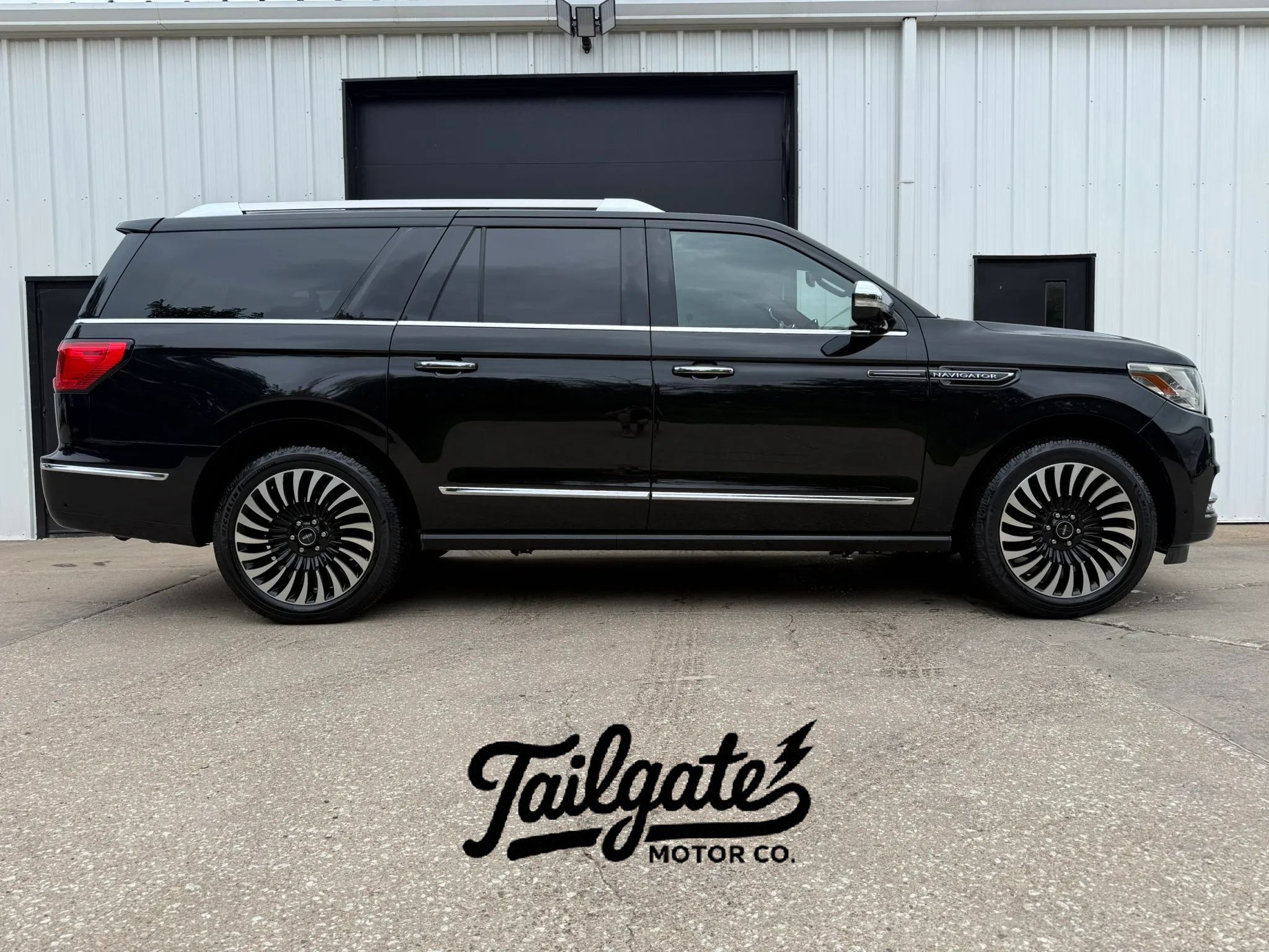 Used 2018 Lincoln Navigator L Black Label AWD/4WD image 1