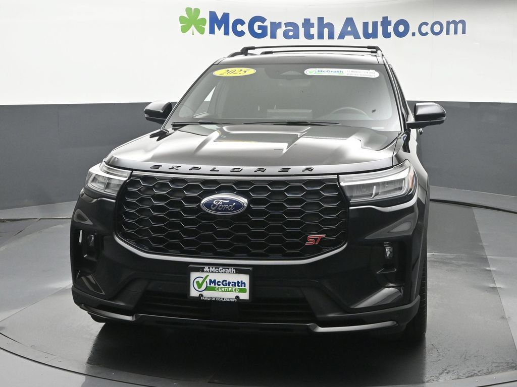 Used 2025 Ford Explorer ST w/ Sun And Sound Package AWD/4WD image 6