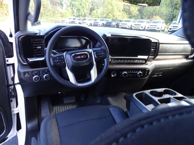 Used 2023 GMC Sierra 1500 Elevation AWD/4WD image 6