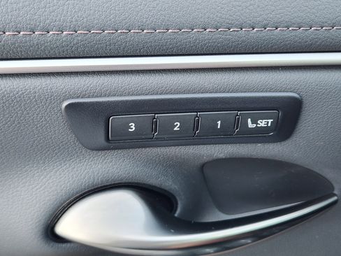 Used 2024 Lexus ES 350 w/ Premium Package image 30