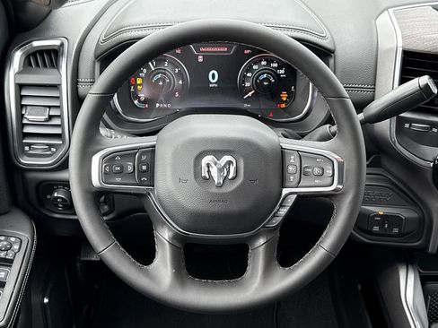 New 2026 RAM 2500 Laramie AWD/4WD image 15