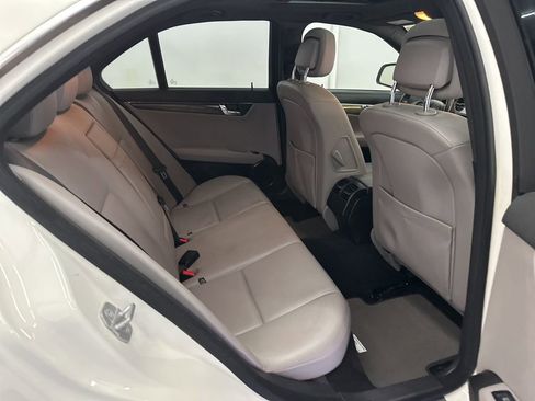 Used 2008 Mercedes-Benz C 350 Sport image 24