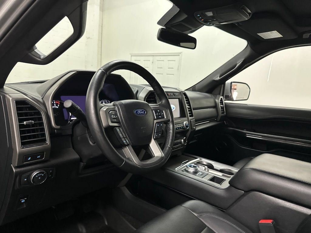Used 2021 Ford Expedition XLT RWD image 25