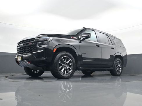 Used 2023 Chevrolet Tahoe Z71 w/ Luxury Package AWD/4WD image 22