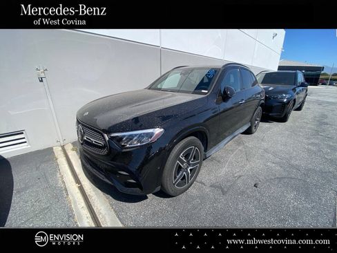 Used 2023 Mercedes-Benz GLC 300 image 1