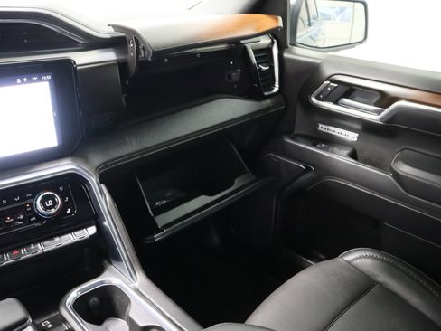 Used 2025 GMC Sierra 1500 Denali w/ Denali Reserve Package image 28
