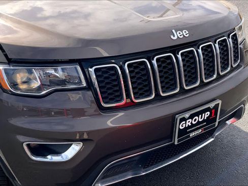 Used 2019 Jeep Grand Cherokee Limited w/ Trailer Tow Group IV AWD/4WD image 30