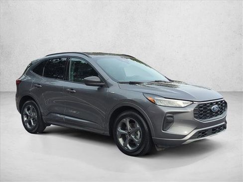 Used 2024 Ford Escape ST-Line w/ Cold Weather Package image 3