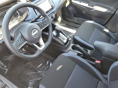 New 2025 Nissan Versa SV w/ Trunk Package image 3