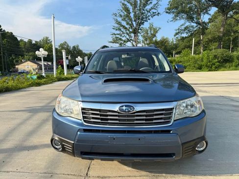 Used 2010 Subaru Forester 2.5XT Limited image 2