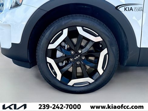 Certified 2023 Kia Telluride S image 42