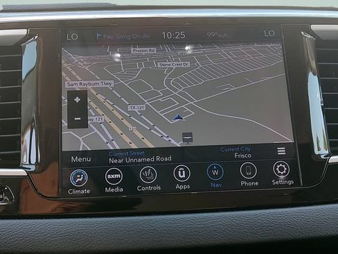 Used 2020 Chrysler Pacifica Touring-L Plus FWD image 16