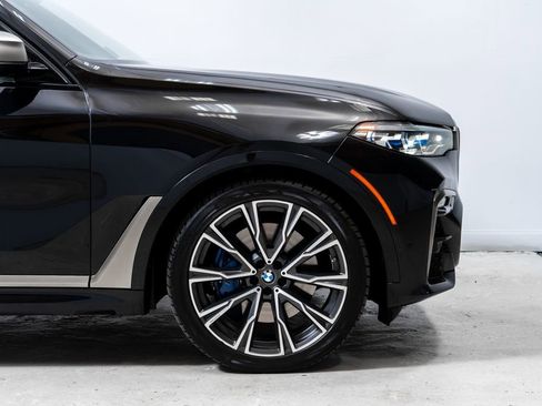 Used 2022 BMW X7 M50i w/ Executive Package image 12