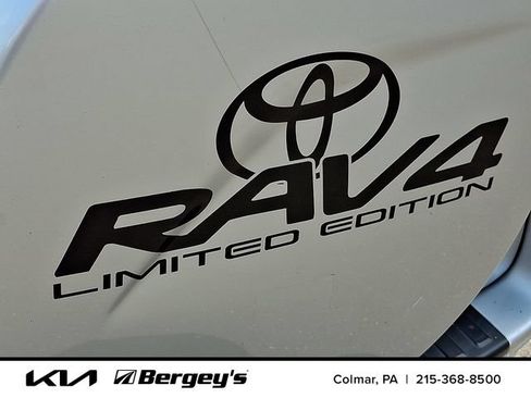 Used 2011 Toyota RAV4 2WD w/ Base L4 Extra Value Pkg image 32