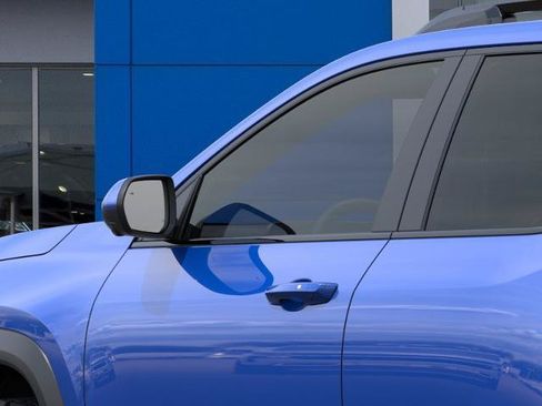 New 2026 Chevrolet Equinox ACTIV w/ Safety and Technology Package AWD/4WD image 36