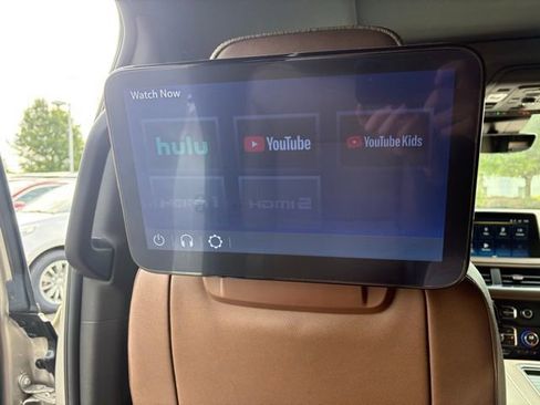 Certified 2023 Chevrolet Tahoe High Country w/ Advanced Technology Package image 22