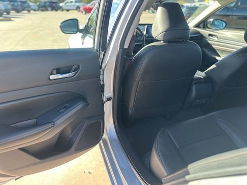 Used 2022 Nissan Altima 2.5 SR AWD/4WD image 12