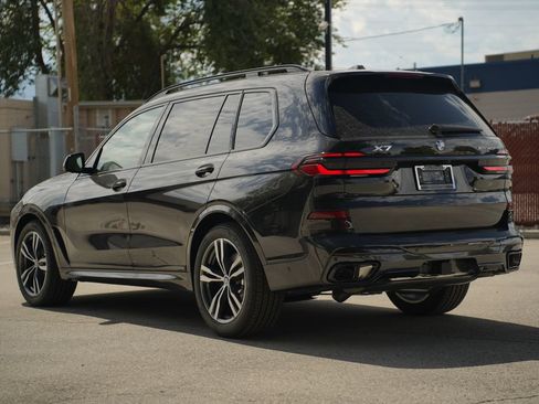 New 2027 BMW X7 xDrive40i w/ Executive Package AWD/4WD image 3