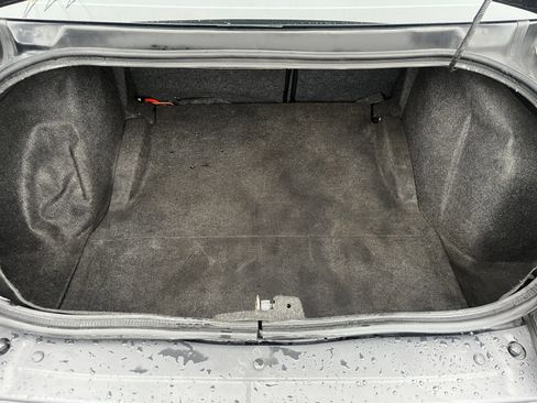 Used 2018 Dodge Challenger SXT RWD image 12