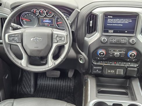 Used 2020 Chevrolet Silverado 1500 LT Trail Boss AWD/4WD image 27