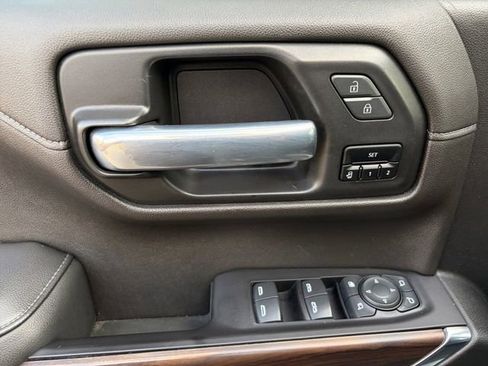 Used 2020 GMC Sierra 1500 SLT image 4