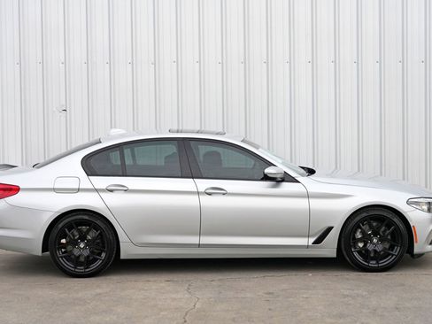 Used 2017 BMW 540i xDrive image 54