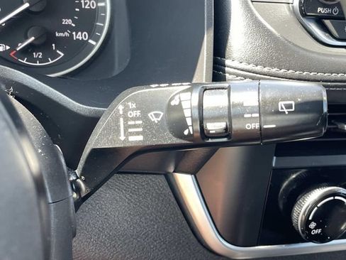 Used 2023 Nissan Rogue S FWD image 21