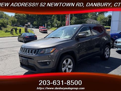 Used 2018 Jeep Compass Latitude w/ Popular Equipment Group AWD/4WD image 7