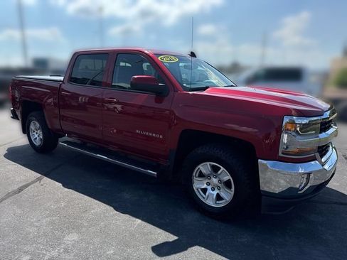 Used 2018 Chevrolet Silverado 1500 LT w/ All Star Edition AWD/4WD image 7