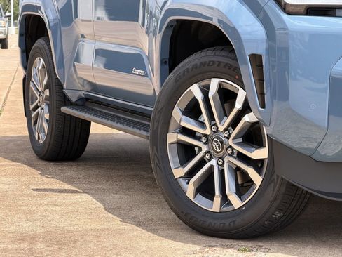 New 2026 Toyota 4Runner Limited AWD/4WD image 11