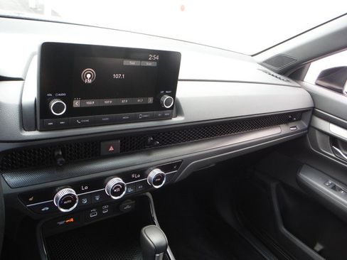 Used 2024 Honda CR-V Sport image 23