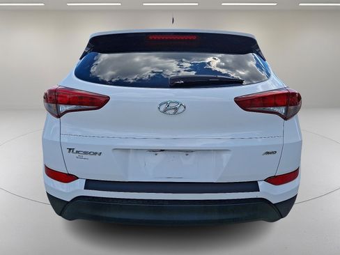 Used 2016 Hyundai Tucson SE w/ Option Group 02 image 9