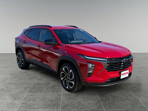 New 2026 Chevrolet Trax RS w/ Driver Confidence Package image 7