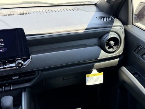 New 2026 Chevrolet Colorado Trail Boss AWD/4WD image 16