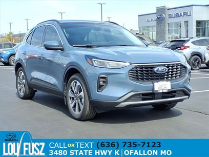 Used 2025 Ford Escape Platinum w/ Class II Trailer Tow Package