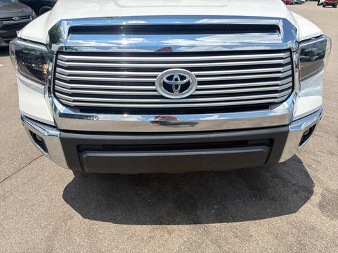 Used 2017 Toyota Tundra Limited w/ Limited Premium Package AWD/4WD image 46